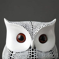 Estátua de Coruja Retrô Decorativa em Resina Feita à Mão