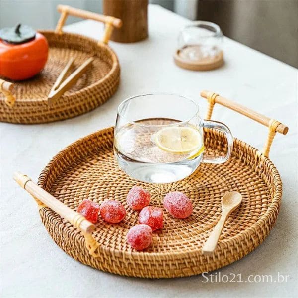 Bandeja Decorativa Redonda De Vime Com Alça de Madeira - FRETE GRÁTIS