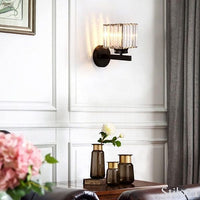 Luminária Arandela de Luxo em Metal e Cristal Transparente