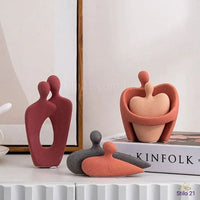 Escultura Cerâmica de Casal Abstrata - Abraçados Rosa Queimado